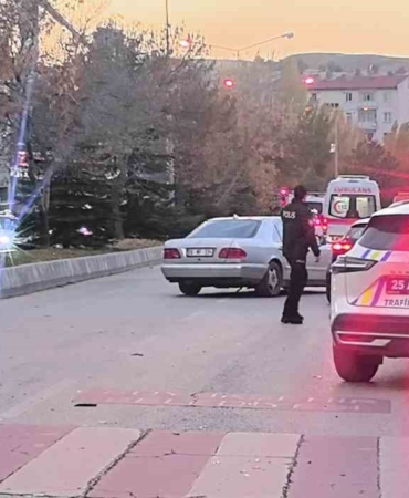 erzurumda-iki-otomobil-carpisti-3-yarali-QZFImOcO.jpg