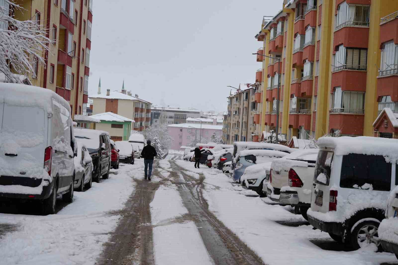 erzurumda kar kenti yeniden beyaza burudu 1 uVPd9vAr