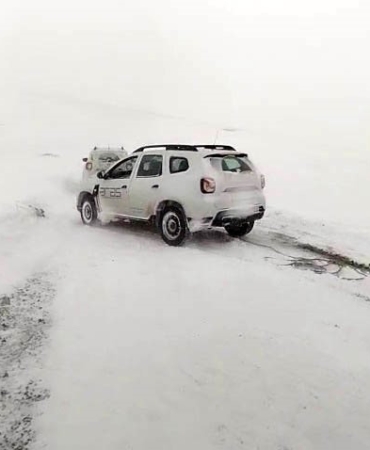 erzurumda-kar-ve-tipi-ulasimi-durma-noktasina-getirdi-8RfxDSq9.jpg