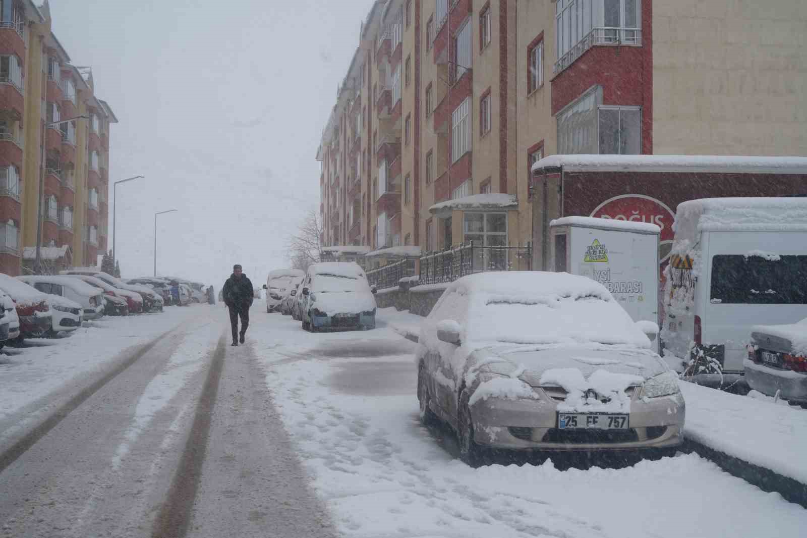 erzurumda kar yagisi etkili oluyor 2 X5WmUY6S