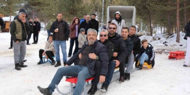 erzurumda-kizaklarla-kiyasiya-yaris-KzIUBOkQ.jpg