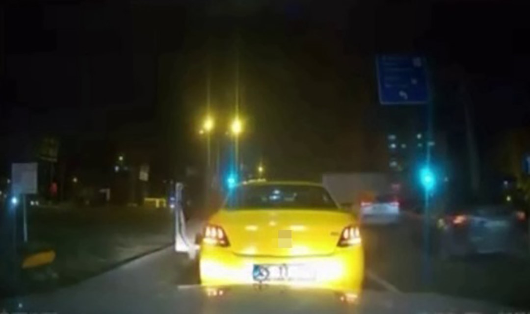 Erzurum’da korkutan kaza 4 erzurumda korkutan kaza 0 fNFyFCOf