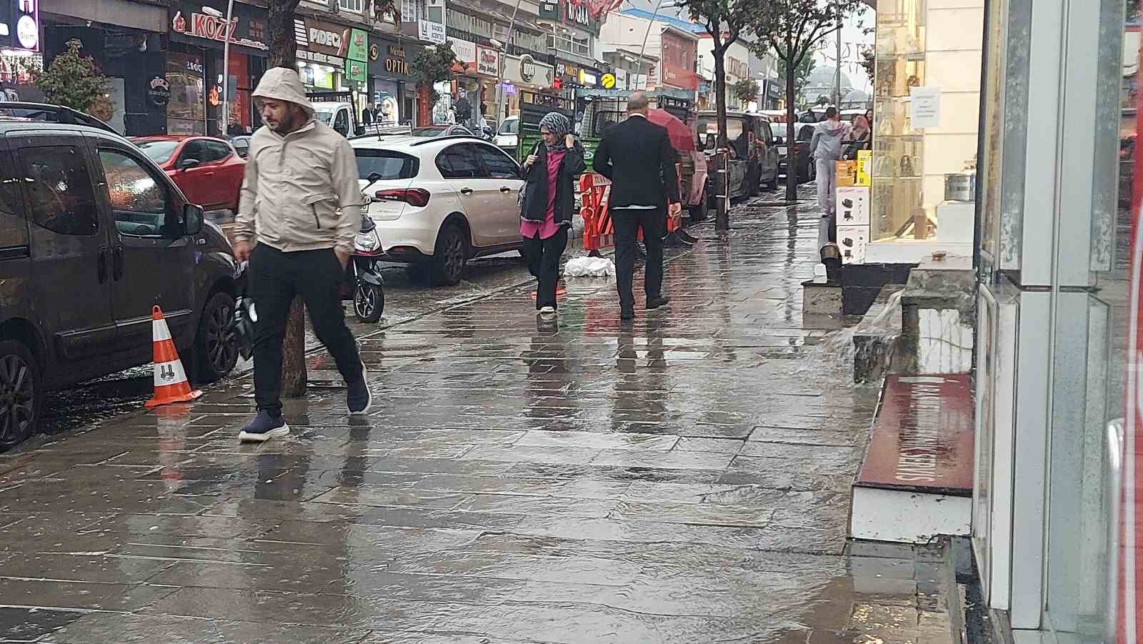 erzurumda kuvvetli saganak yagis uyarisi 2 2p33T4WR