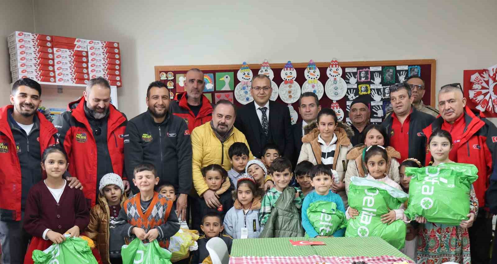 erzurumda miniklere umut eli uzandi 0 5qbHktay