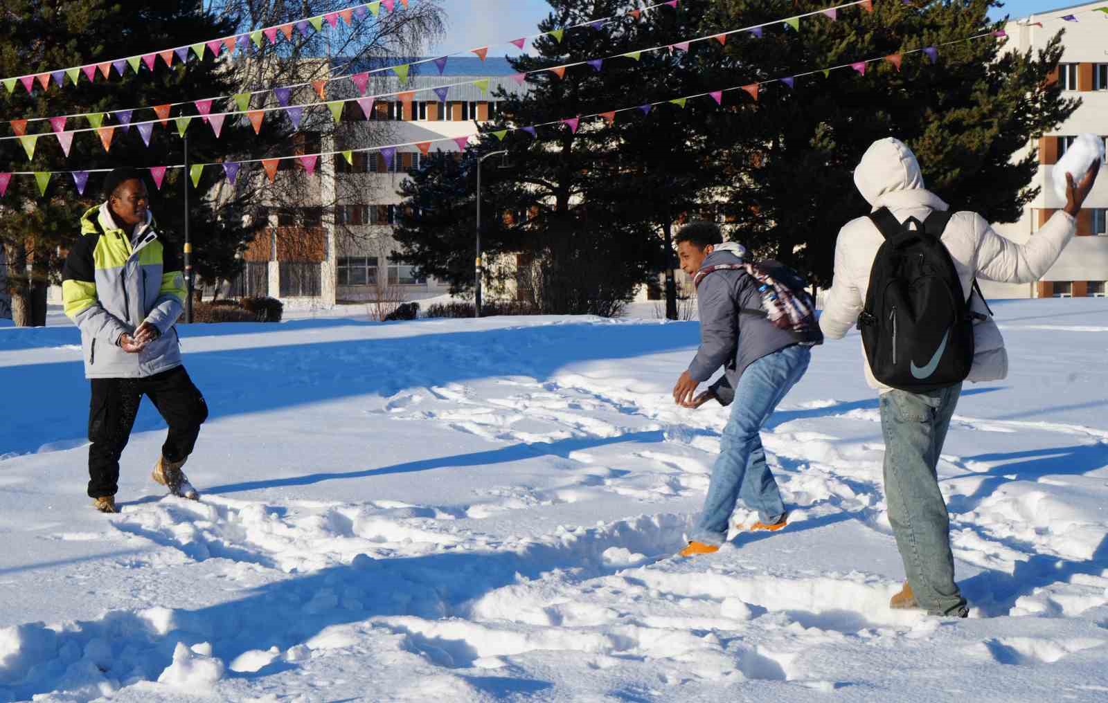 erzurumda siyah ile beyazin bulusmasi 8 BF7eHyPn