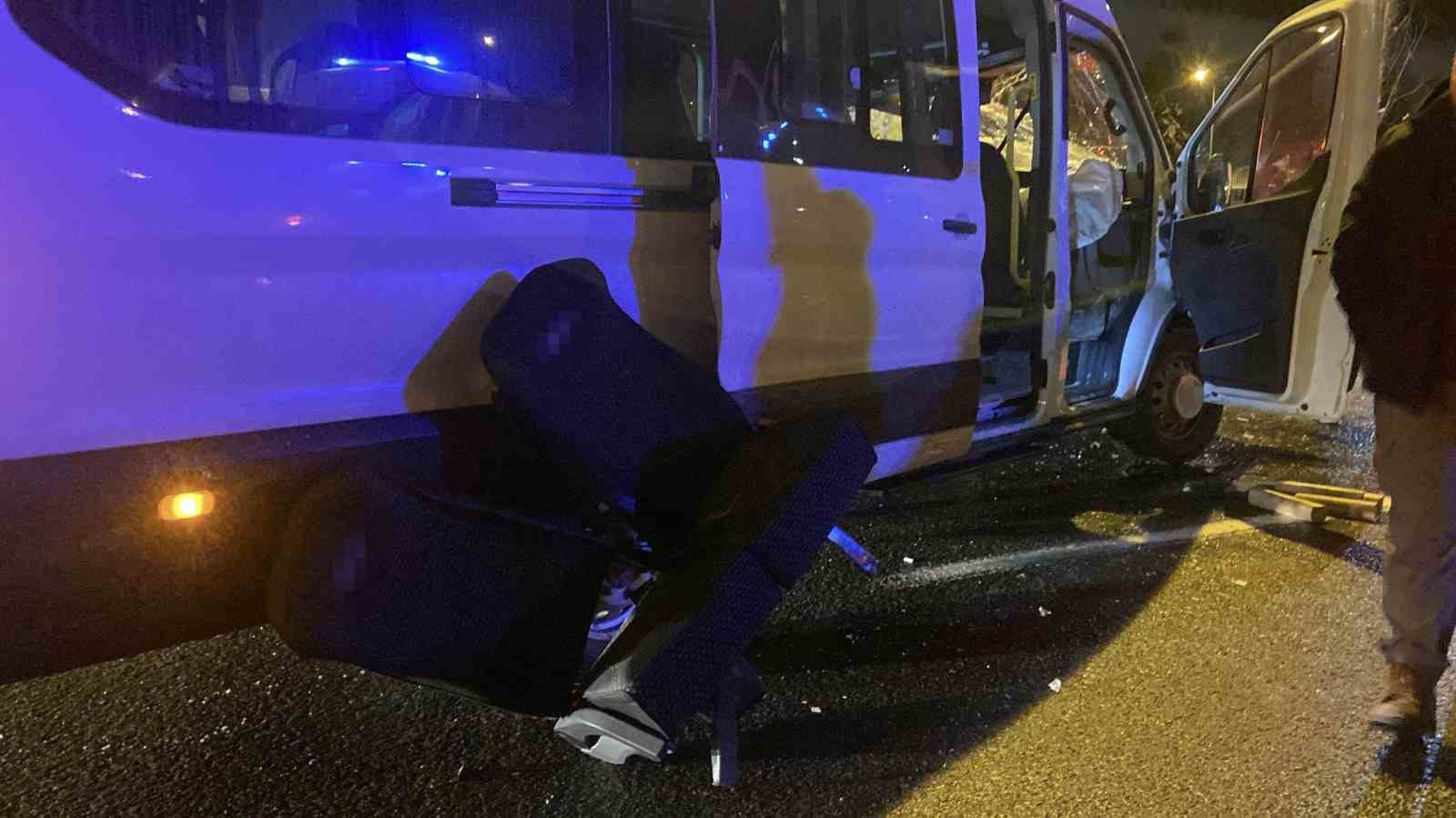 erzurumda zincirleme kaza 5 yarali 8