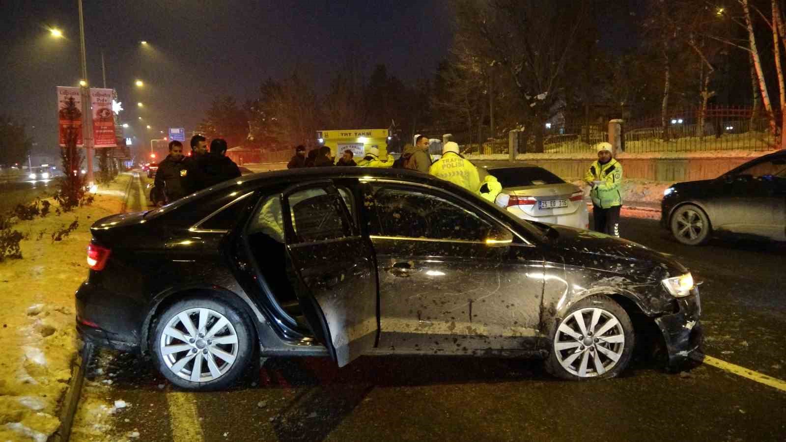erzurumda zincirleme trafik kazasi 3 yarali 1 QvIcbOma