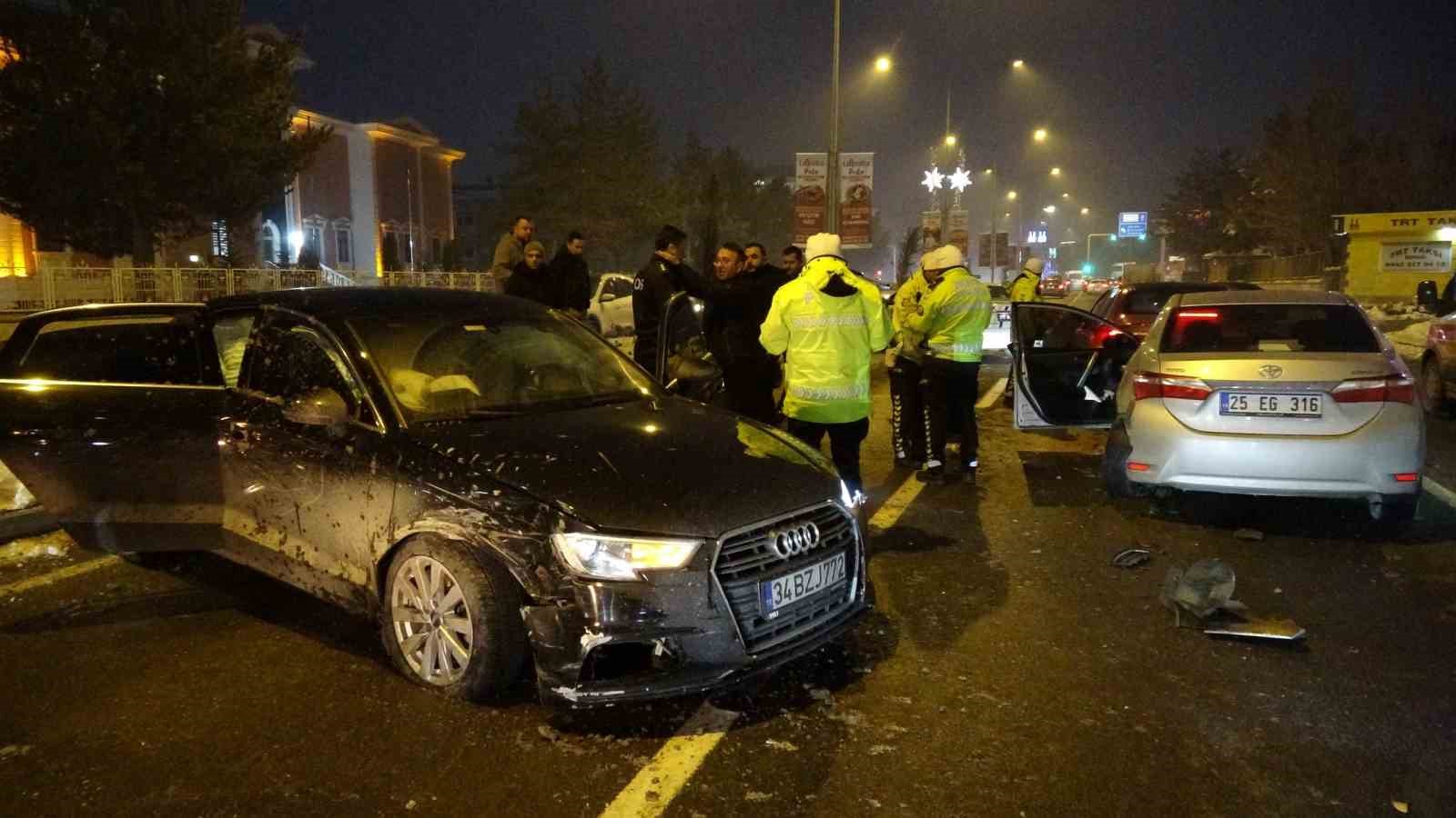 erzurumda zincirleme trafik kazasi 3 yarali 2 Ge3qqSNg