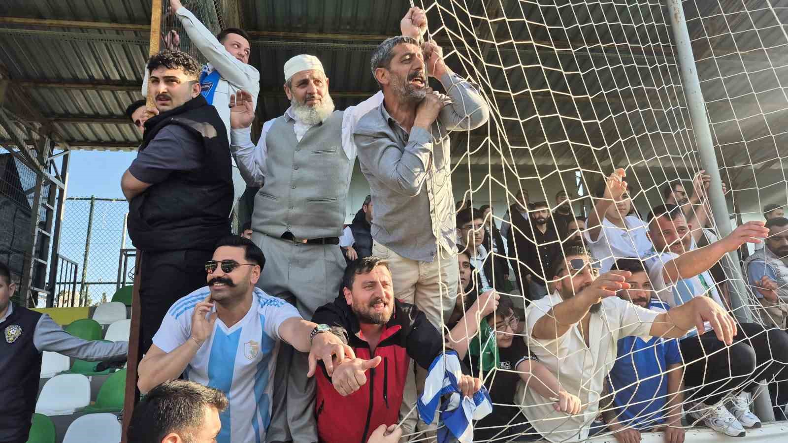 erzurumspor fk mactan sonra sampiyonlugunu kutladi 4 rXDDmMCH