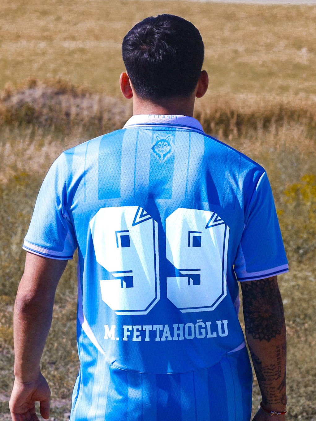 erzurumspor fk yeni sezonun gokboru formasini tanitti 0 akraWvyk