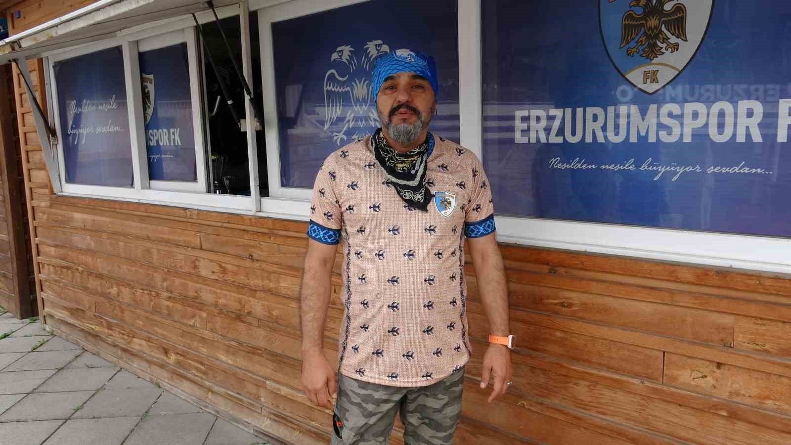 Erzurumspor FK’dan asırlık mirasa vefa: "Ehram" forması taraftarla buluştu 6 erzurumspor fkdan asirlik mirasa vefa ehram formasi taraftarla bulustu 2 8GJ9IlA9