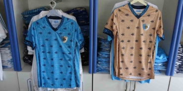 erzurumspor-fkdan-asirlik-mirasa-vefa-ehram-formasi-taraftarla-bulustu-ljVSZEMC.jpg