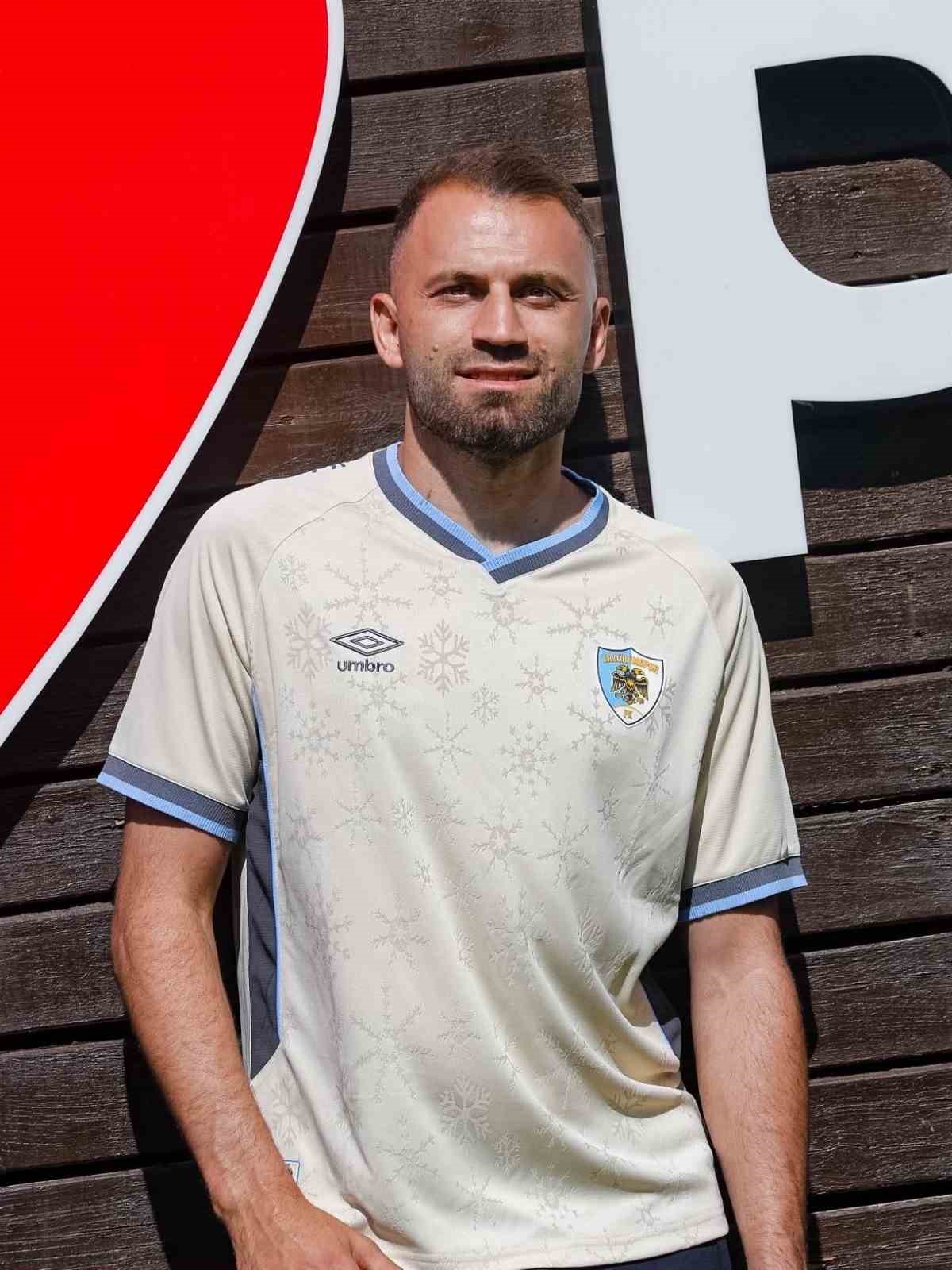 erzurumspor fkdan palandoken temali ucuncu forma 4