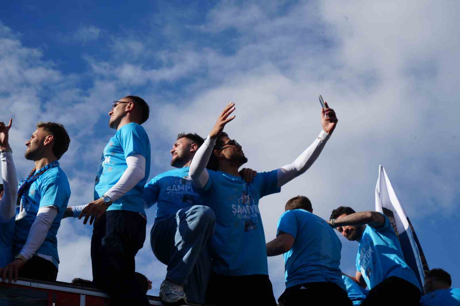 erzurumspor fkdan sampiyonluk turu 10 XRVZKTG3