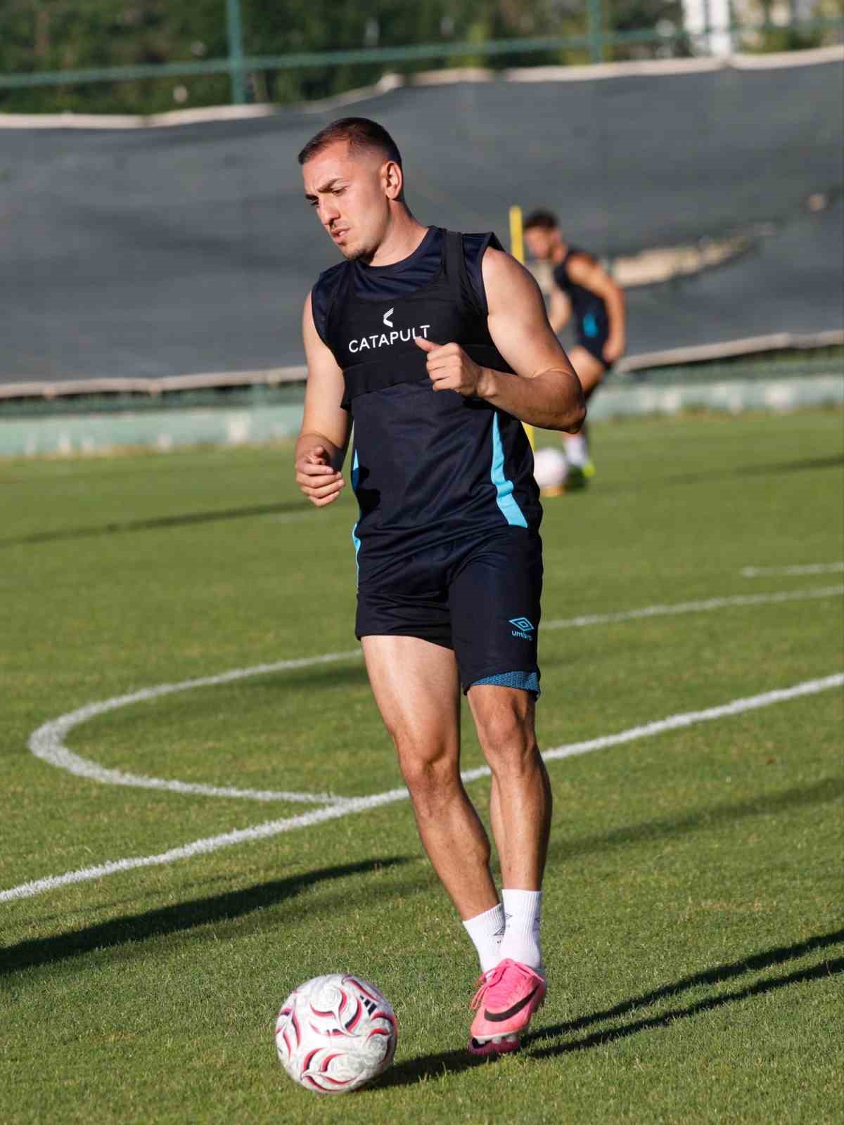 erzurumsporda 3 etap kamp calismalari basladi 2 FcPjS44w