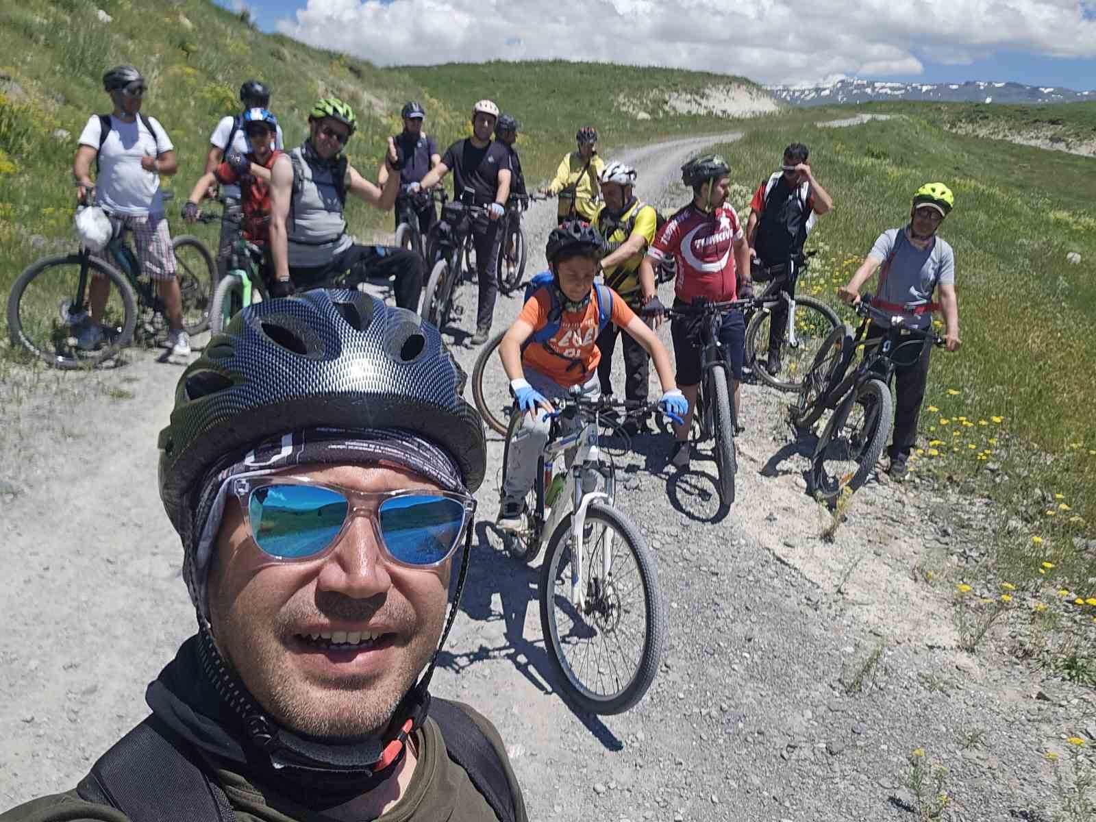 erzurumun demir atlilari yollara cikti her hafta sonu yeni bir rota yeni bir macera
