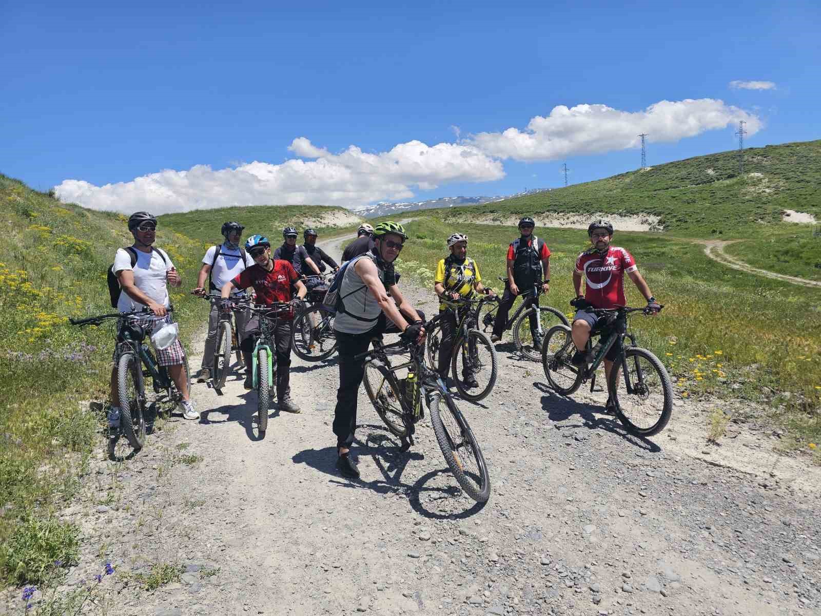 erzurumun demir atlilari yollara cikti her hafta sonu yeni bir rota yeni bir macera nLm2TXRE