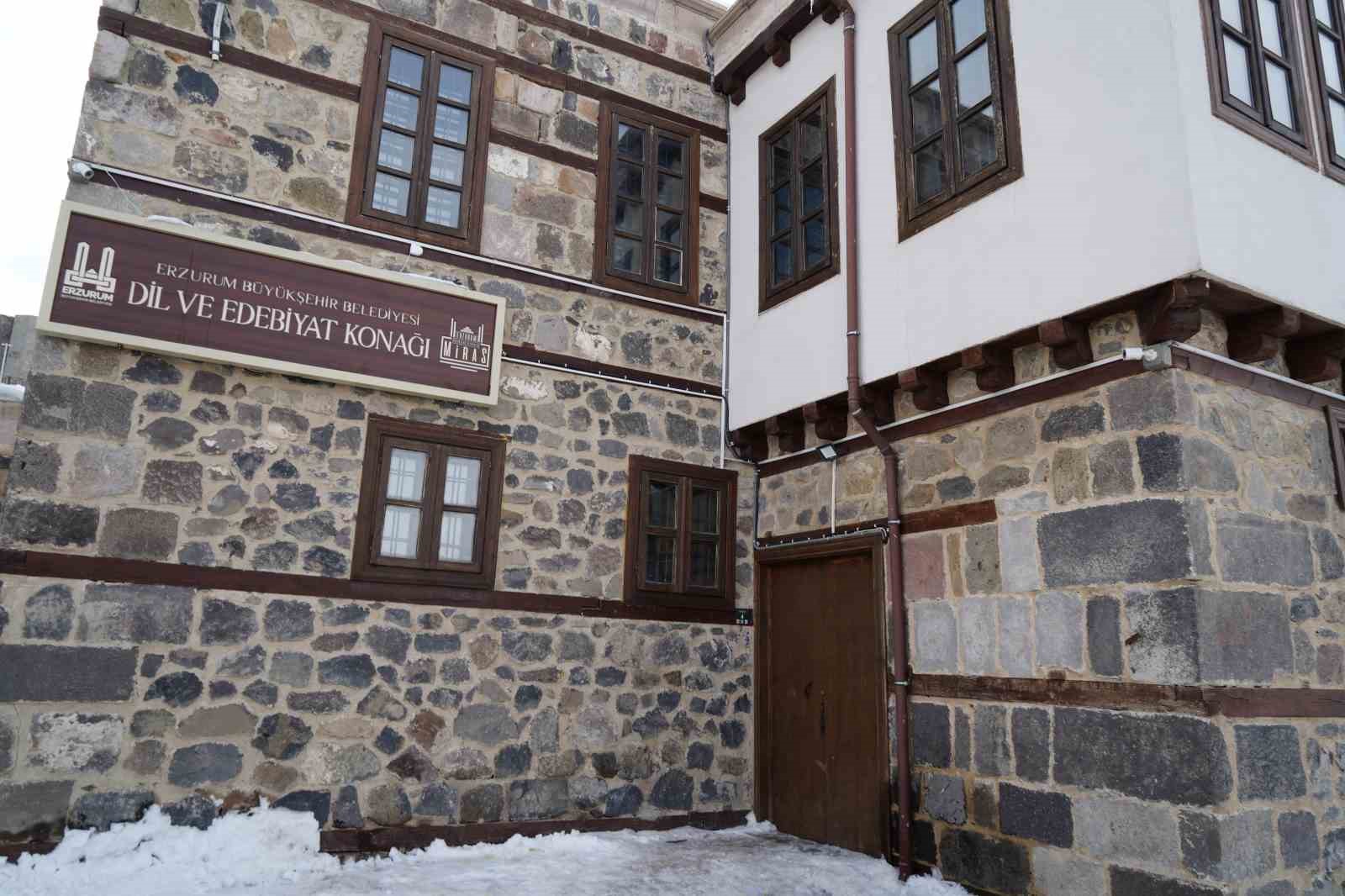 Erzurum’un kitap kurdu ev hanımları: Martin Eden’i de okuyorlar İlber Ortaylı’yı da 14 erzurumun kitap kurdu ev hanimlari martin edeni de okuyorlar ilber ortayliyi da 10 SVPtle4B