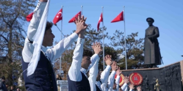 erzurumun-kurtulusunun-108nci-yil-donumunu-coskuyla-kutladi-eYDF9gK5.jpg