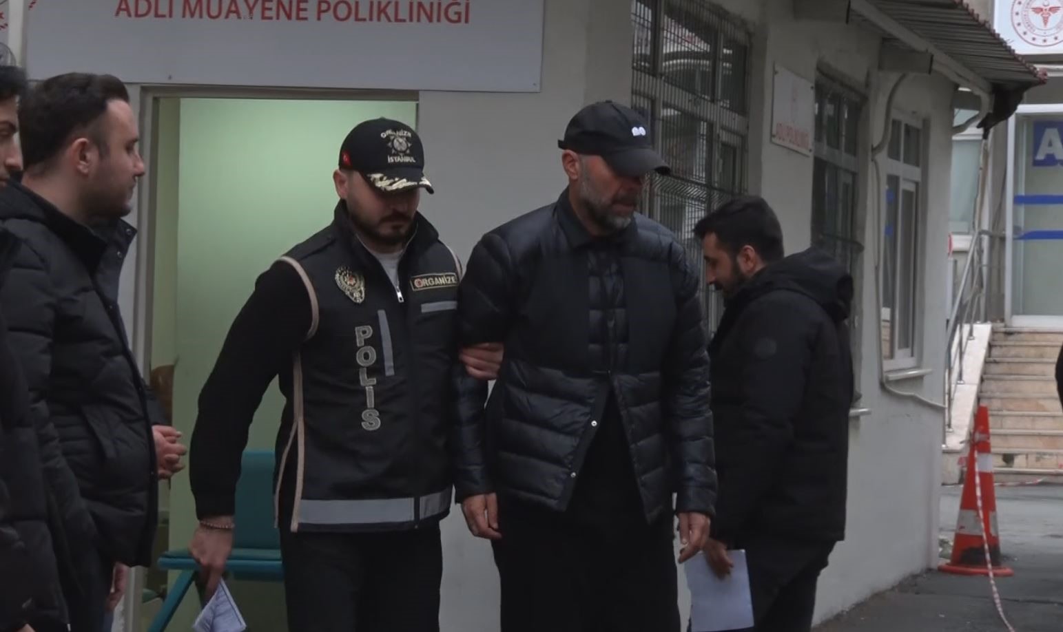 esat yontunc saglik kontrolunden gecirildi 0 fWZbel2E