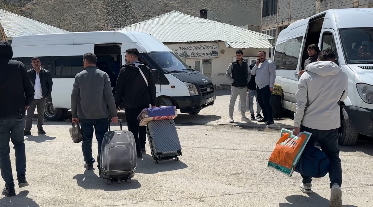 esendere sinir kapisinda guvenli gecis mesaisi suruyor 6 rtIK4VCf