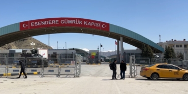 esendere-sinir-kapisinda-guvenli-gecis-mesaisi-suruyor-zubyJiBz.jpg