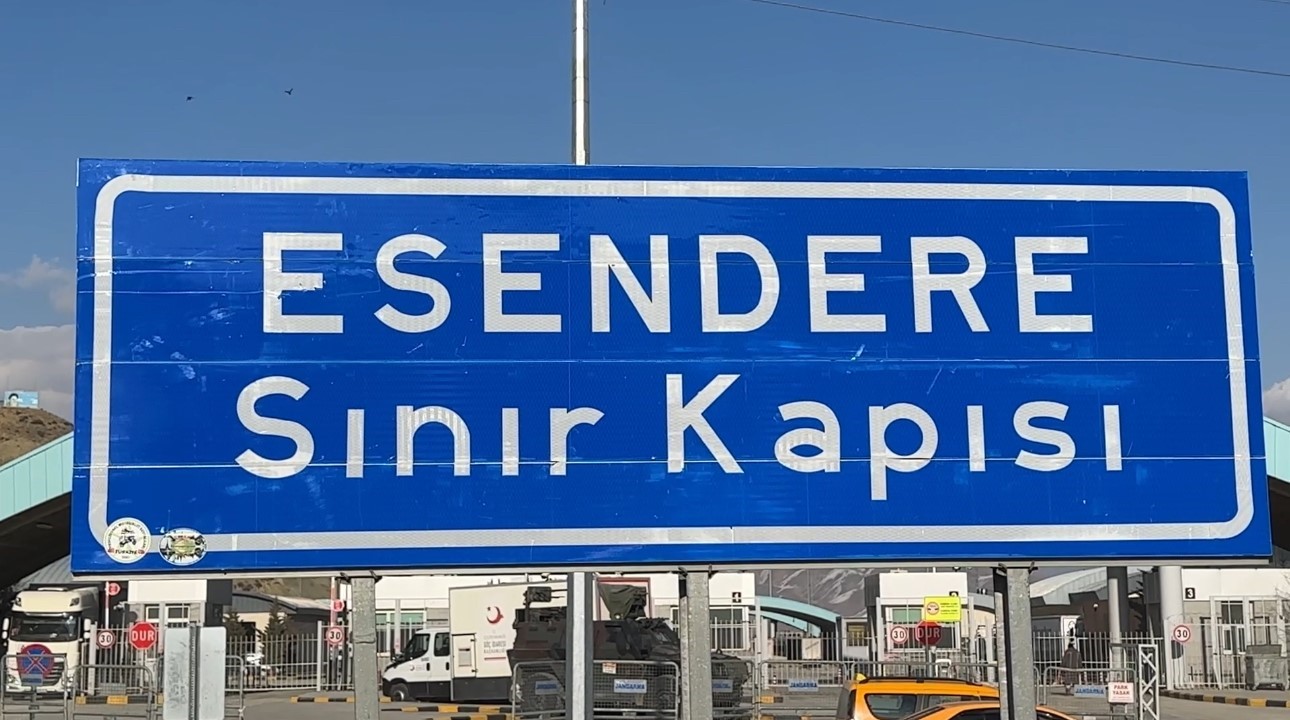 esendere sinir kapisinda sessiz bekleyis 6 cNvqMFTv