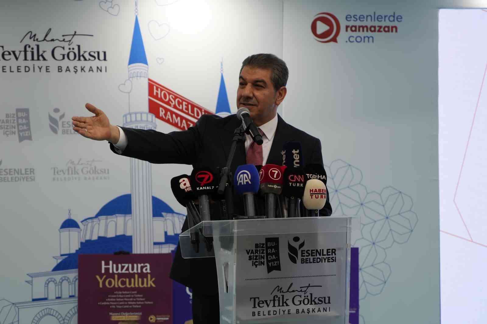 esenler belediye baskani mehmet tevfik goksuya ilahi surprizi 0 BLQD2vYM