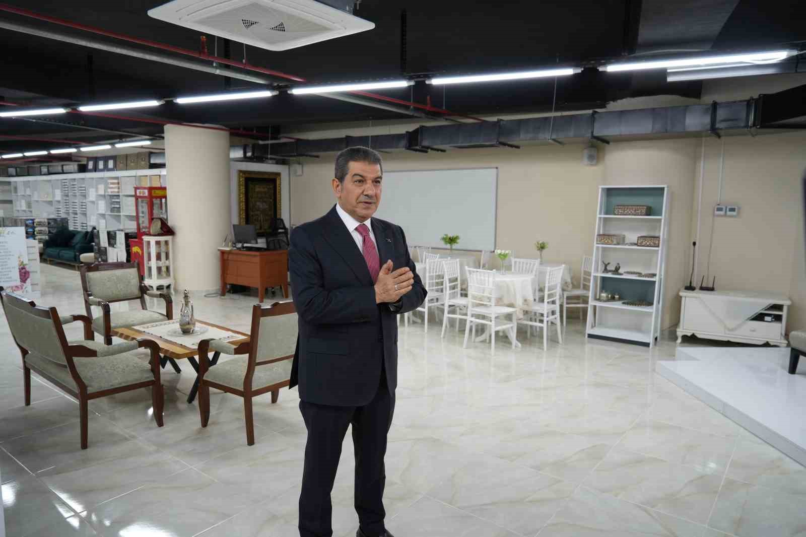 esenler belediye baskani mehmet tevfik goksuya ilahi surprizi 1 jFI7G6Fj