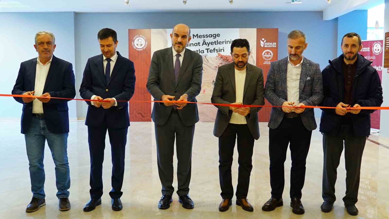 Esenler Belediyesi "The Message: Kainat Ayetlerinin Sanatla Tefsiri" sergisine ev sahipliği yapıyor 7 esenler belediyesi the message kainat ayetlerinin sanatla tefsiri sergisine ev sahipligi yapiyor 3 S3FKAViB