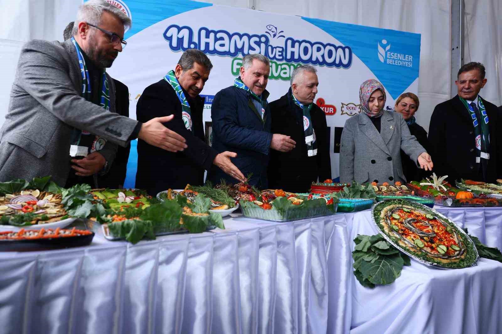 esenlerde 11 hamsi ve horon festivali 5 ton balik ve helva dagitildi 4 jHLNy16j