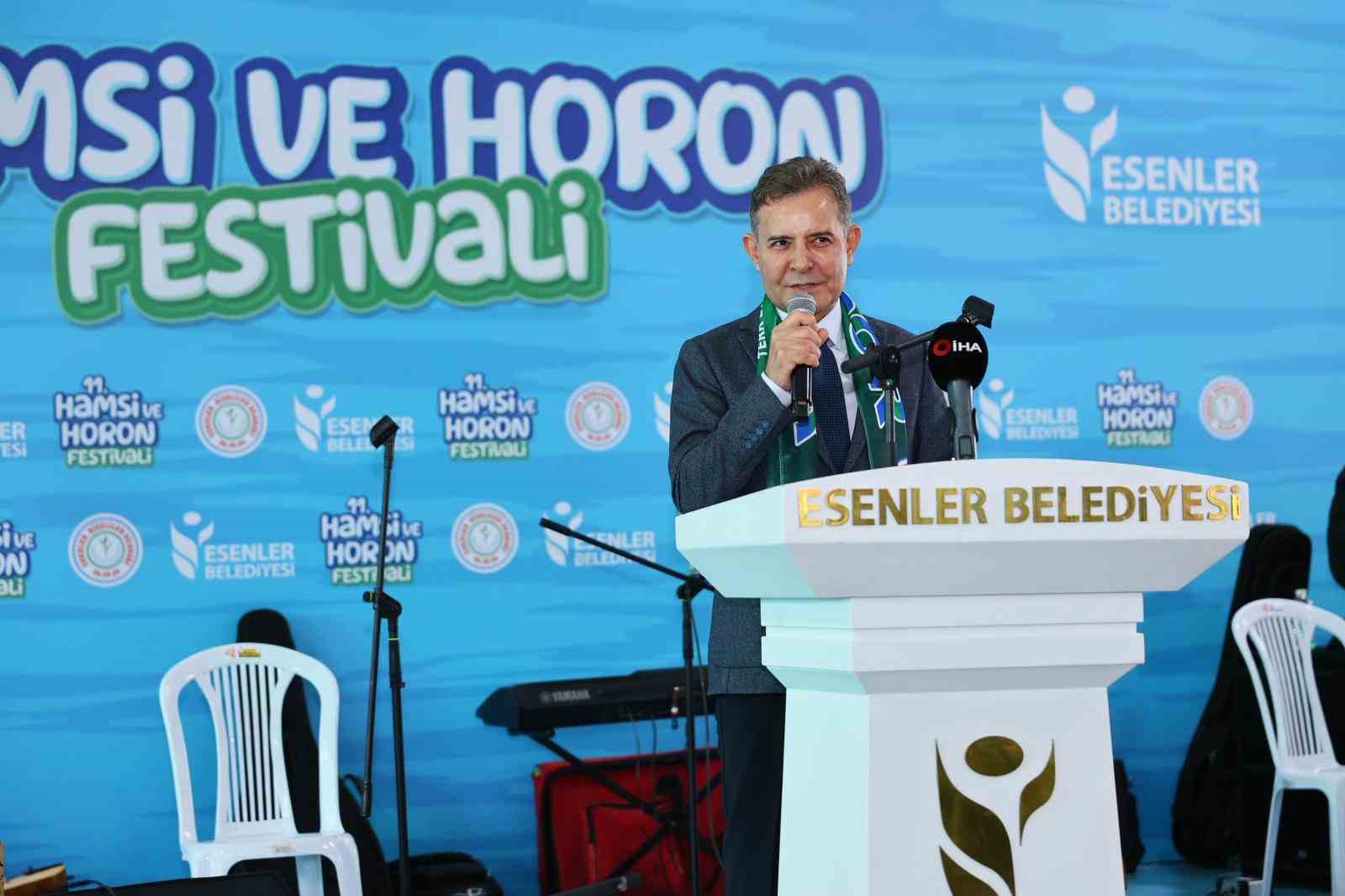 esenlerde 11 hamsi ve horon festivali 5 ton balik ve helva dagitildi 5 DUbZ8hUQ