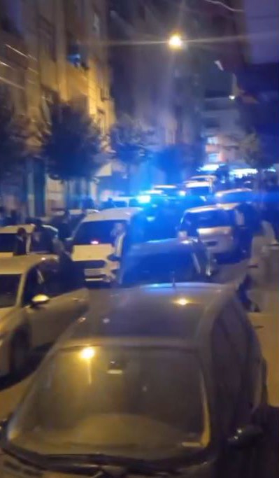 esenlerde 24 yil hapis cezasi bulunan sahte kimlikli sahis polislere tehditler savurdu 1 ZGb3XOBO