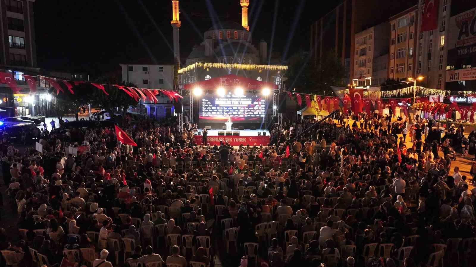 Esenler’de 253 metrelik bayrakla 15 Temmuz şehitleri anıldı 4 esenlerde 253 metrelik bayrakla 15 temmuz sehitleri anildi 0 ciKwEqVg