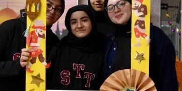 esenlerde-liselerde-gorevimiz-ramazan-projesi-genclerin-toplumsal-sorumluluk-bilincini-guclendiriyor-qEFI9GC2.jpg