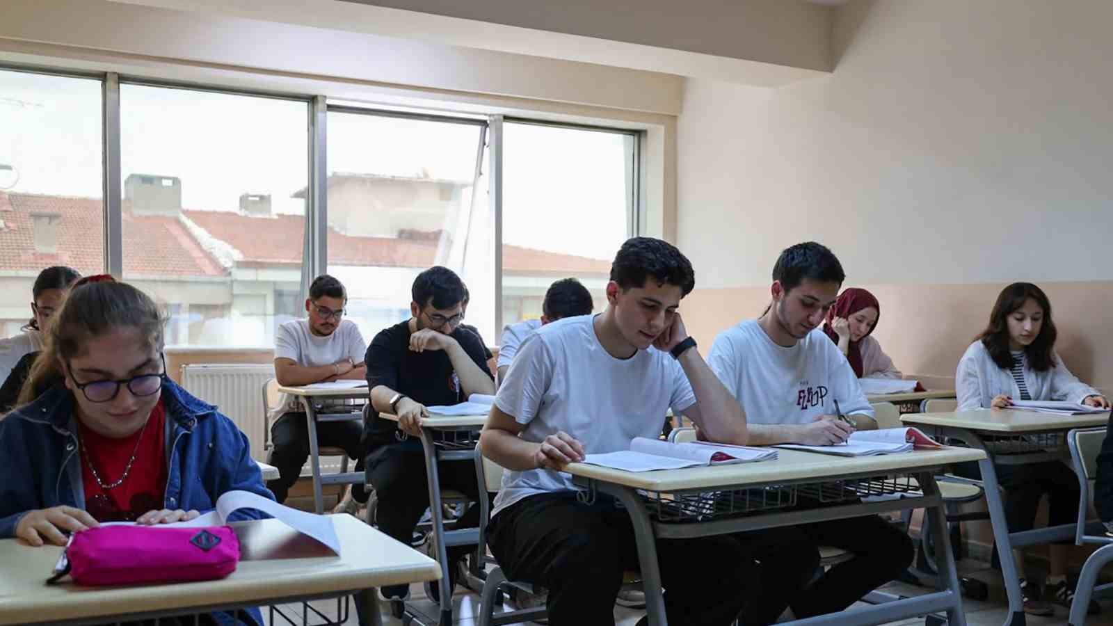 esenlerde mihmandar akademi basariya doymuyor 2 hVP4fFTz