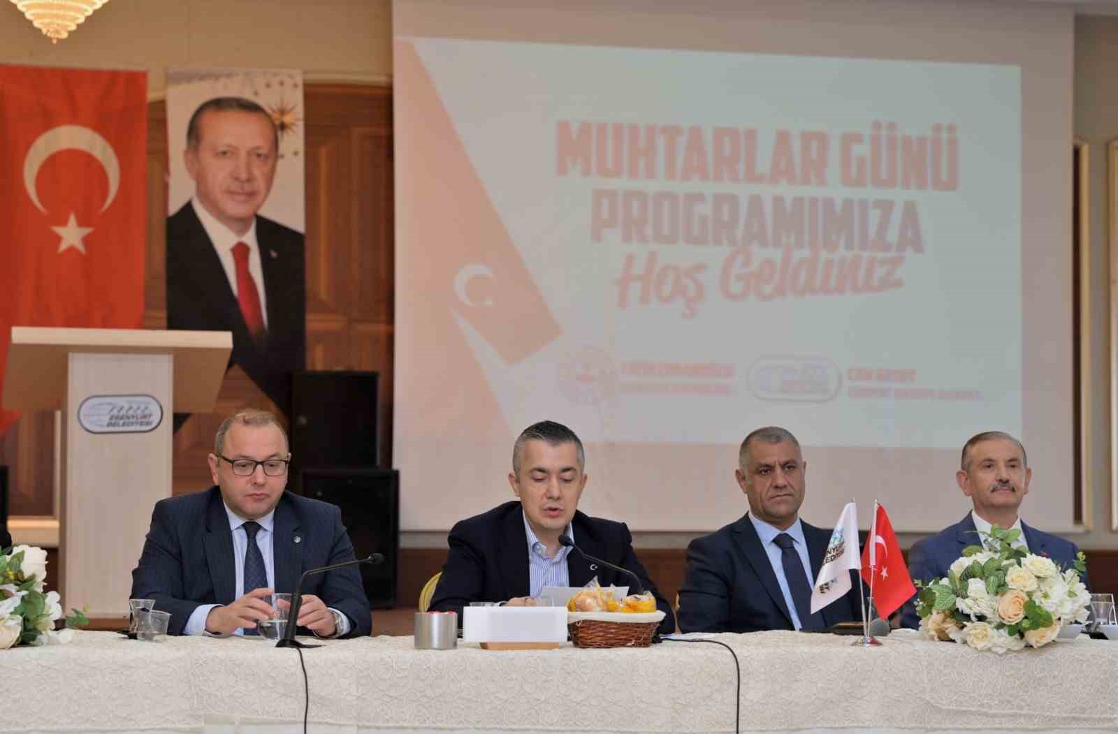 esenyurt baskan vekili can aksoy muhtarlarla bir araya geldi 3 j5GsMzmH