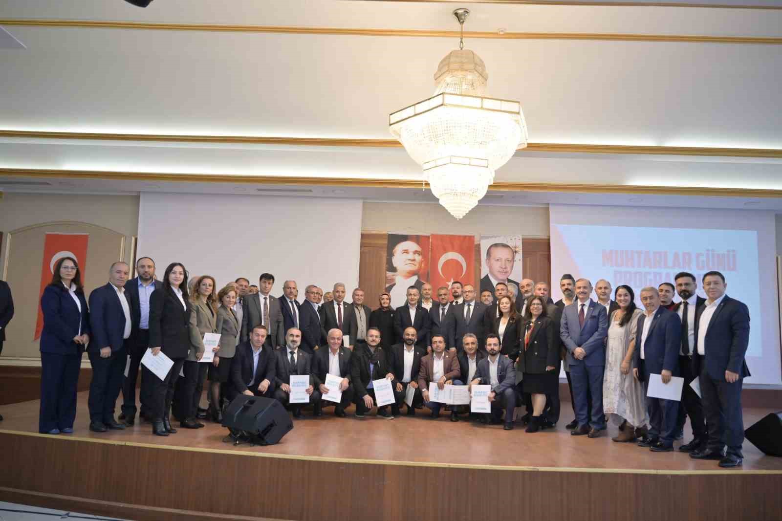 esenyurt baskan vekili can aksoy muhtarlarla bir araya geldi 5 3hsBGIEF