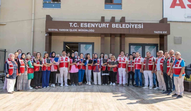 esenyurt-belediyesi-ihtiyac-sahibi-vatandaslarin-yaninda-muTUfxmz.jpg