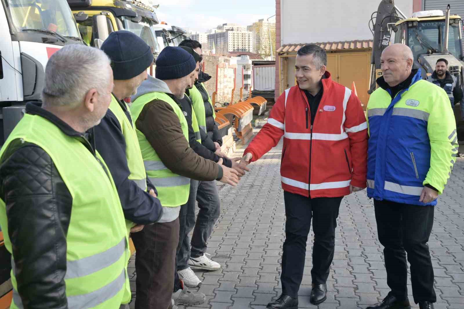 Esenyurt Belediyesi karla mücadeleye hazır 7 esenyurt belediyesi karla mucadeleye hazir 3 SZPMb7Sd