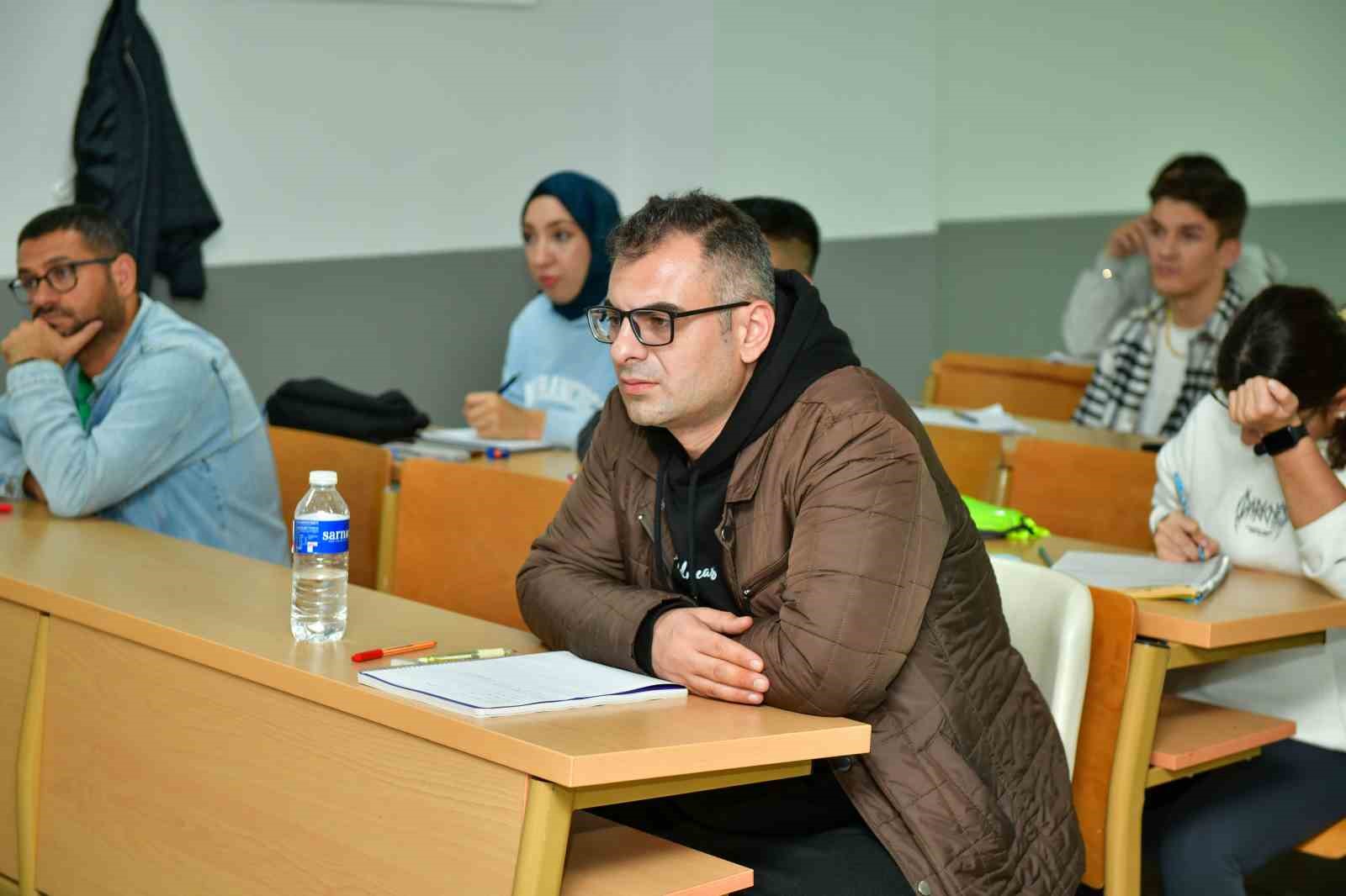 esenyurt belediyesinden engelli bireyler icin ucretsiz e kpss egitimi 5 Ym3ZbMJl