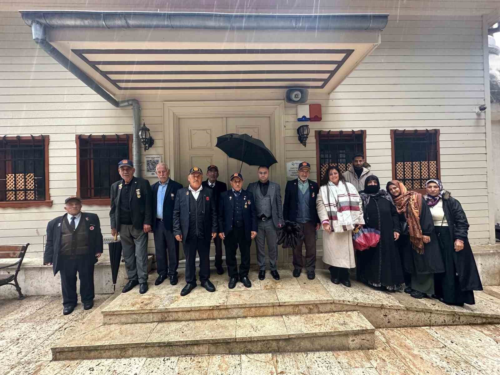 esenyurt belediyesinden gaziler ve sehit ailelerine anlamli gezi 2 6DcMDQkV