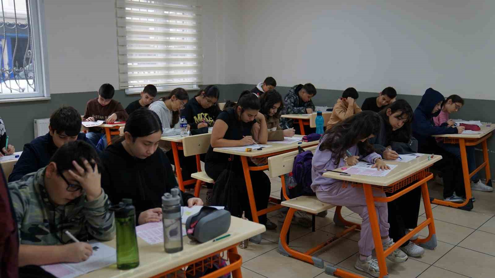 Esenyurt Belediyesi’nden paket ders sistemiyle 6 bin 396 öğrenciye destek 4 esenyurt belediyesinden paket ders sistemiyle 6 bin 396 ogrenciye destek 0 dFjtPQn4
