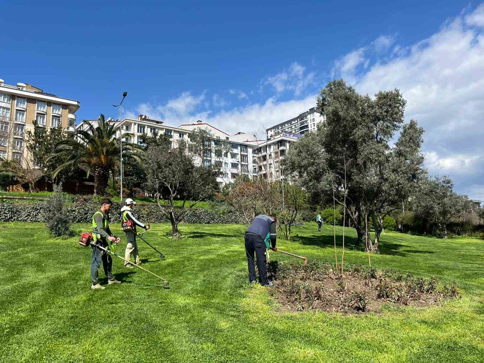 esenyurt belediyesinden yesil alanlara bahar dokunusu 2 kBeZTsg3