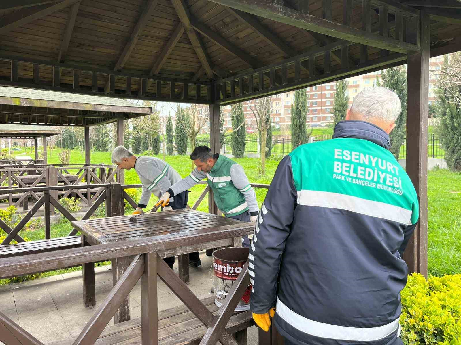 esenyurt belediyesinden yesil alanlara bahar dokunusu 4 Fmta9BPJ