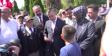 esenyurta-2-yeni-yatirim-gumus-sosyal-tesisi-ve-kibris-74-emekli-evi-hizmete-acildi-KeIMgbRa.jpg