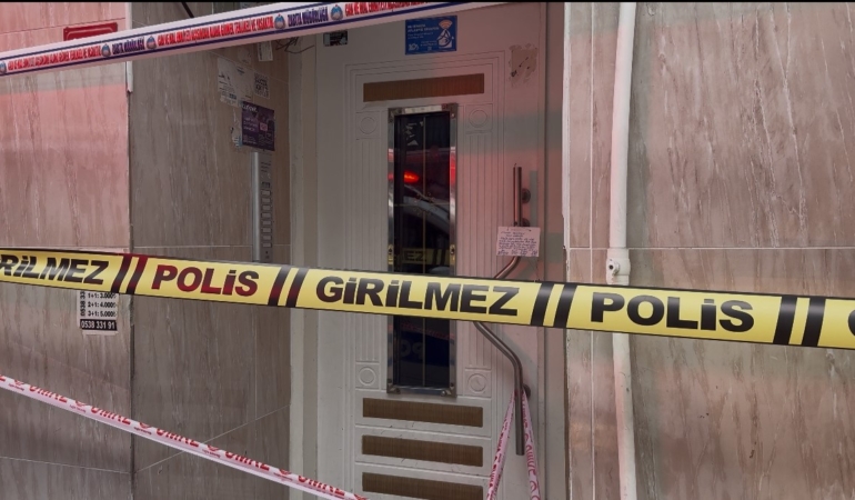 esenyurta-7-kisi-bocek-ilacindan-zehirlendi-mahalleli-olayi-anlatti-aRPqOPZt.jpg