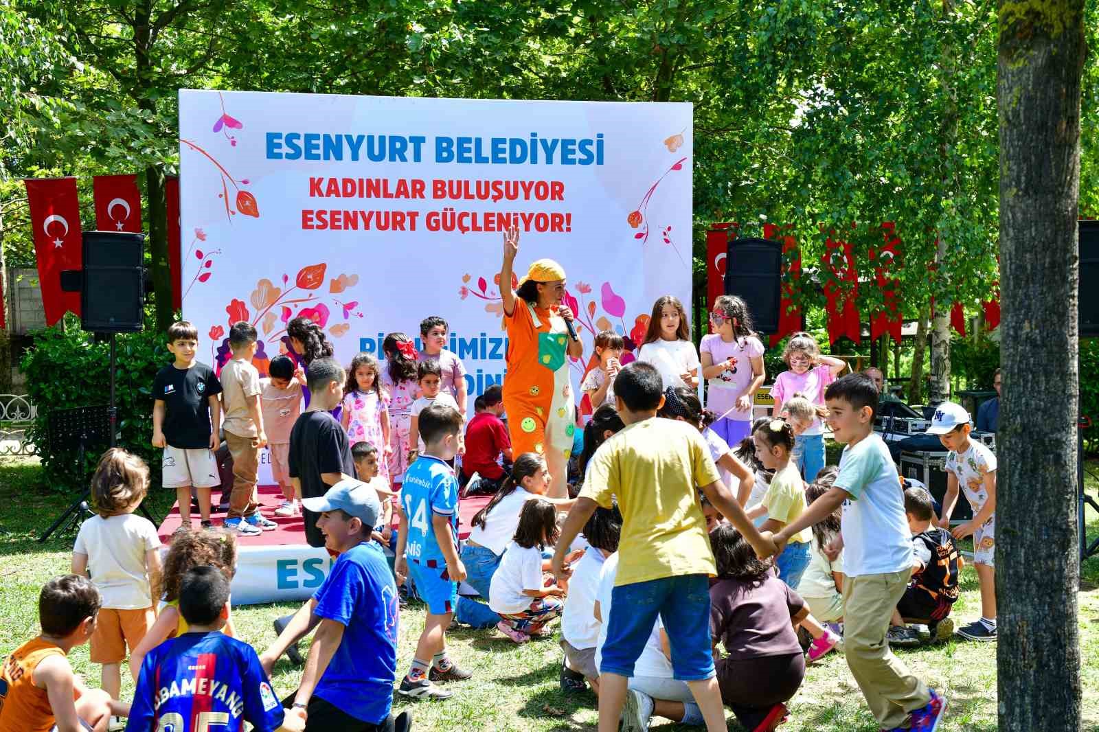 Esenyurtlu Kadınlar geleneksel piknik etkinliğinde buluştu 4 esenyurtlu kadinlar geleneksel piknik etkinliginde bulustu 0 utj7HOk4