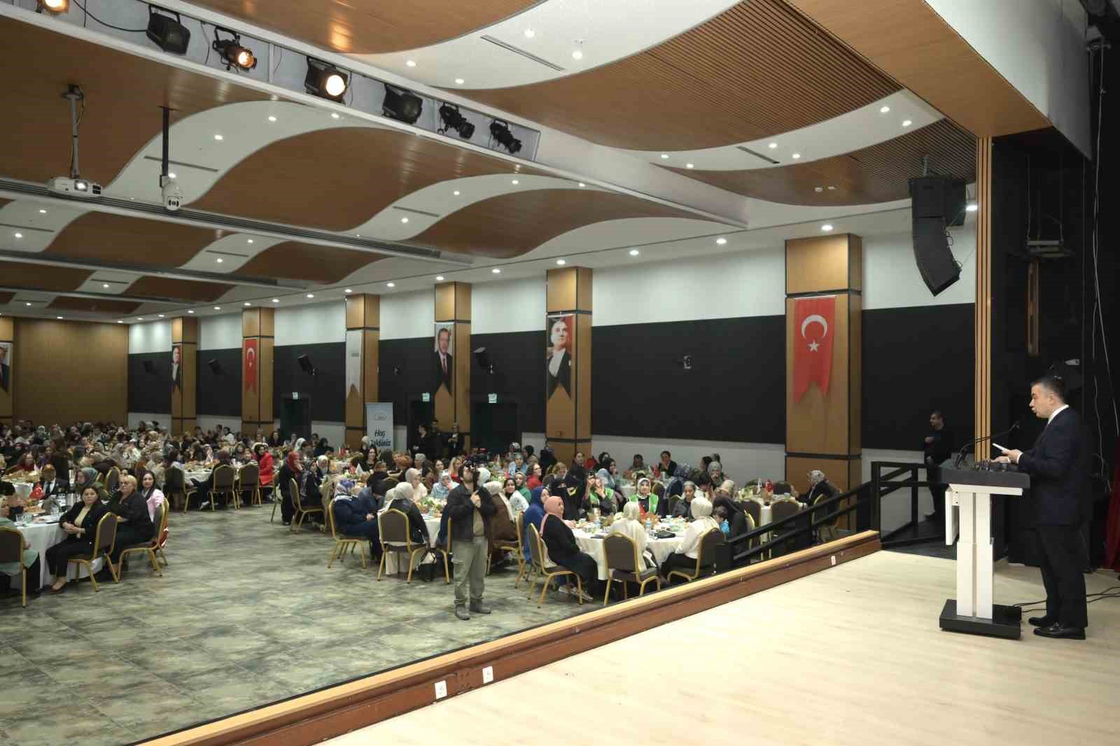 esenyurtta anneler gunu programinda kadin dogum ve cocuk hastanesi mujdesi 1 jRf77anf