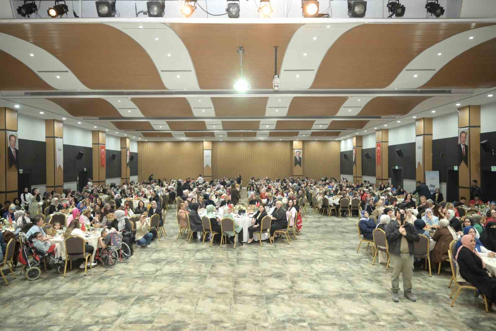 esenyurtta anneler gunu programinda kadin dogum ve cocuk hastanesi mujdesi 5 Mg9FHywC